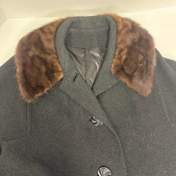 Vintage Lady Lambrell Black Wool Coat with Faux Fur Collar - Size M/L - Picture 8 of 12